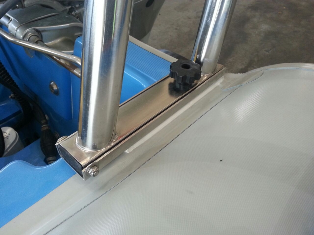 Geräteträger Ø40mm 125-180cm Montagebreite, für Schlauchboote